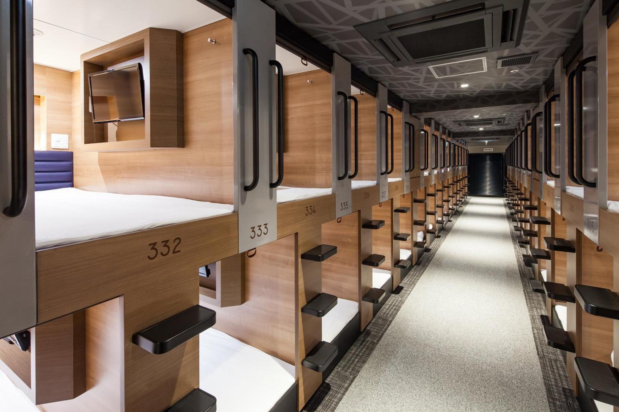 Y'S Cabin Osaka Namba Εξωτερικό φωτογραφία