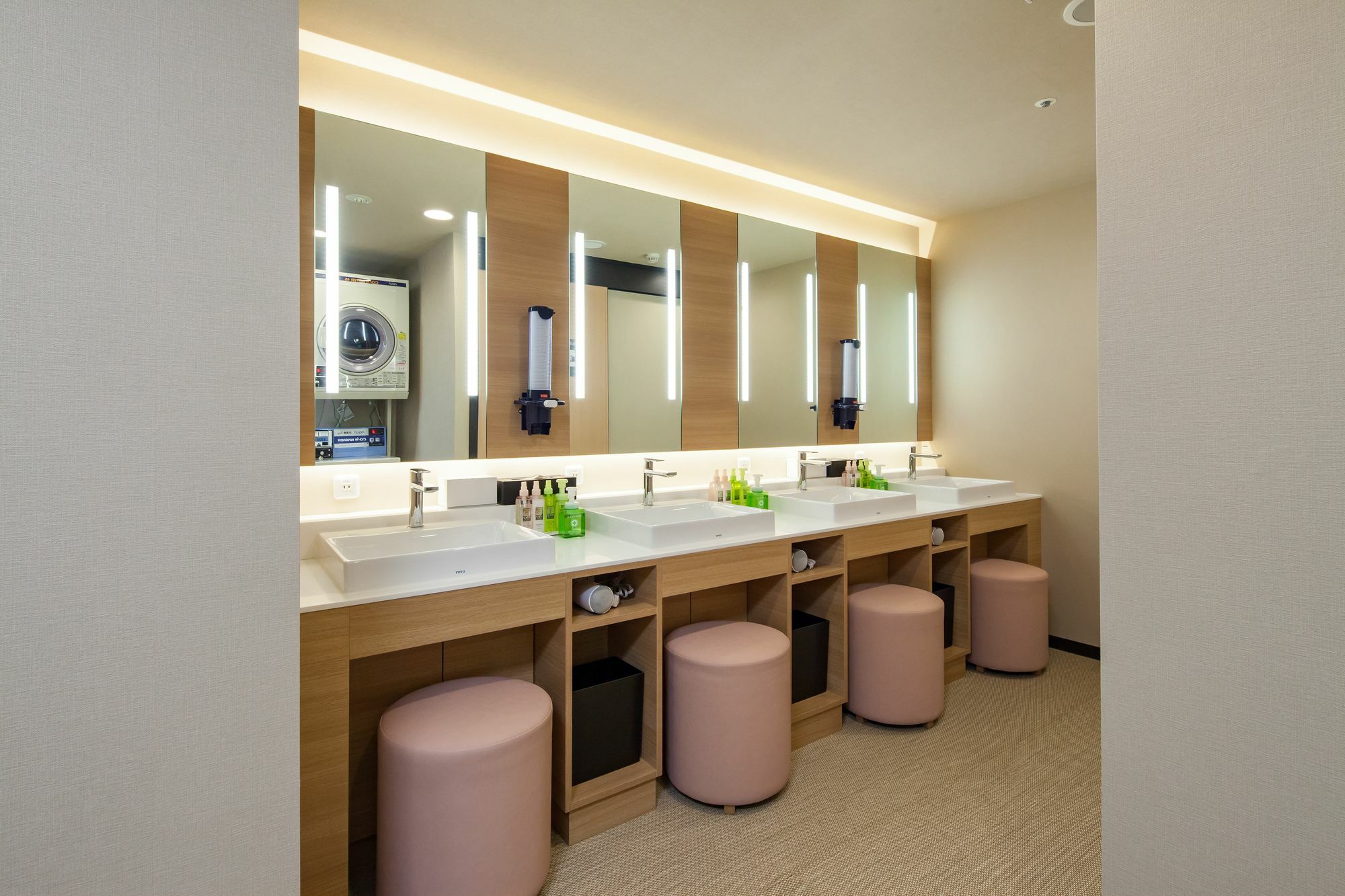 Y'S Cabin Osaka Namba Εξωτερικό φωτογραφία